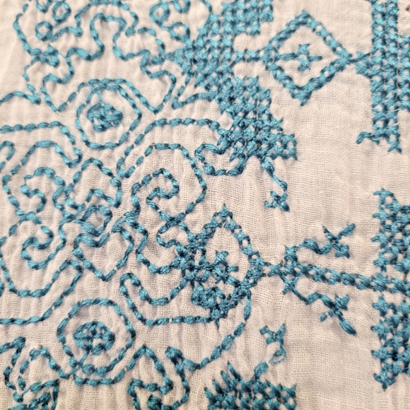 Sundance Embroidered Tunic - Picture 5 of 14